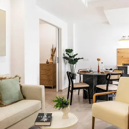 Pink Essence Apartment