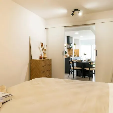 Pink Essence Apartment